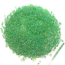 Preciosa Seed Beads 9/0 2.6mm Light Green Rainbow Czech Rocailles 30g 1oz P924