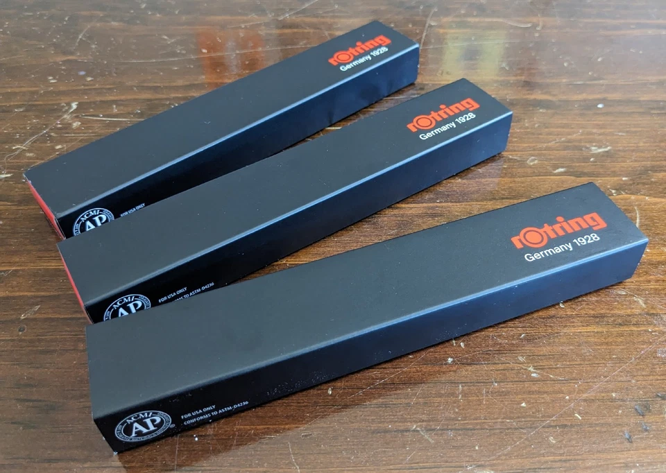 Bolígrafo retráctil Rotring 800 negro y dorado nuevo en caja Foto 3 de 3