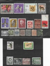 Lot de 23 timbres de POLOGNE + carte postale Cracovie curie fleur chat loup