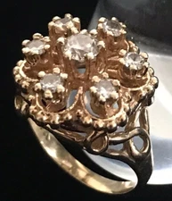 Ladies 14k Yellow Gold + Diamonds Daisy Cluster Ring Vintage 1930's /1 940's 14K