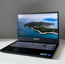 Gigabyte G5 GE Gaming Laptop – Top Zustand – Neuer Akku – RTX 3050
