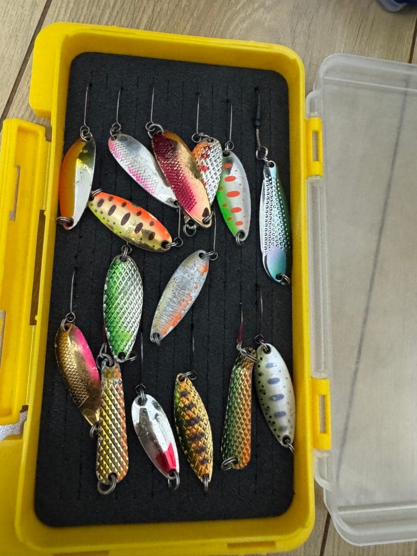 Old Plano 787 Tackle Box with Unused Jackson Meteora 45 Lures & Spinners - Image 7