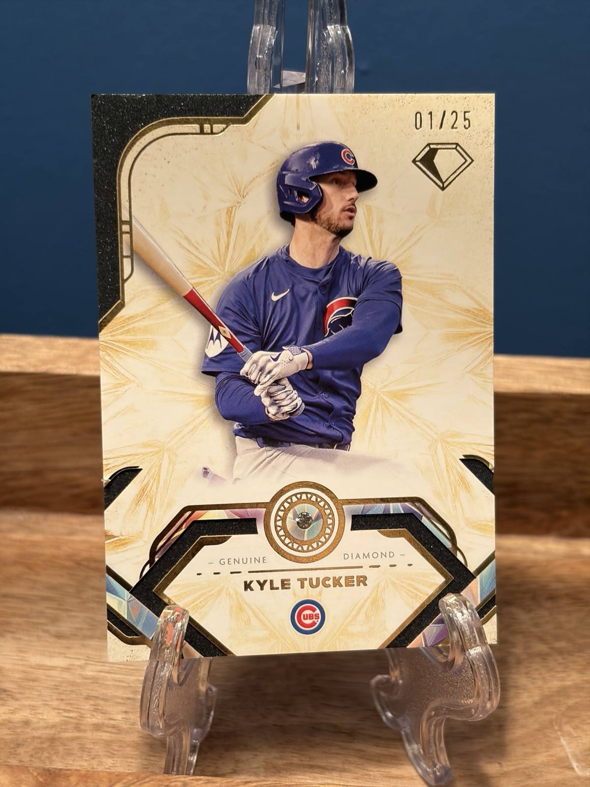 Kyle Tucker #42 (Baseball Cards 2025 Topps Diamond Icons) — is it worth grading?