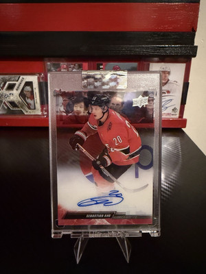Upper Deck 2022-23 Clear Cut Auto Sebastian Aho #CC-SA Hurricanes