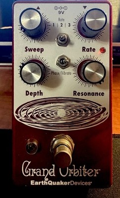 EarthQuaker Devices Grand Orbiter V3 Phase Machine Phaser Vibrato Effects Pedal