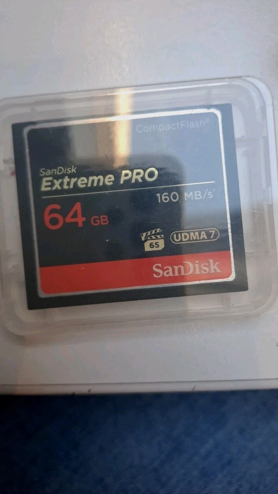 Canon Camcorder XF 305 HD - Bild 3 von 3