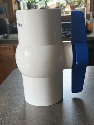 Homewerks Worldwide 4 in. Schedule 40 PVC Ball Valve Slip Joint VBV-P40-B11B