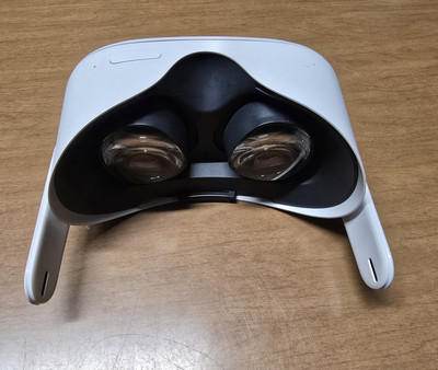 Oculus Quest 2 64GB Standalone All-in-One VR Headset KW49CM