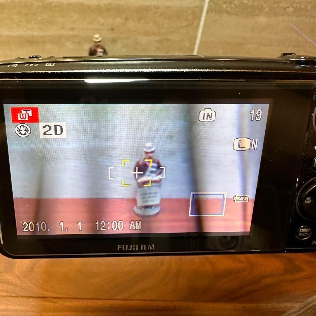 FUJIFILM FINEPIX REAL 3D W3/V1 セット 中古｜デジタルカメラ
