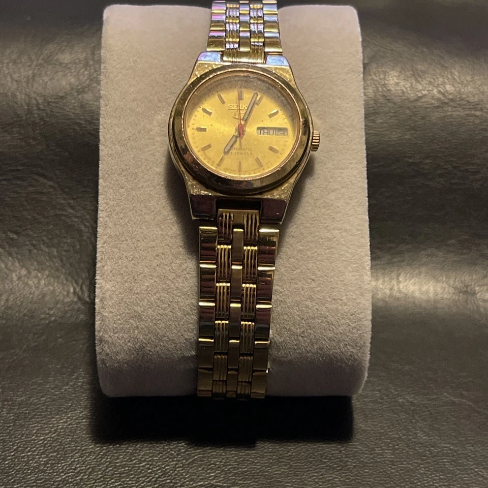 Reloj Seiko 5 Automático 21 Joyas Acero Inoxidable Color Dorado 24mm 4207-00P1 Foto 4 de 4