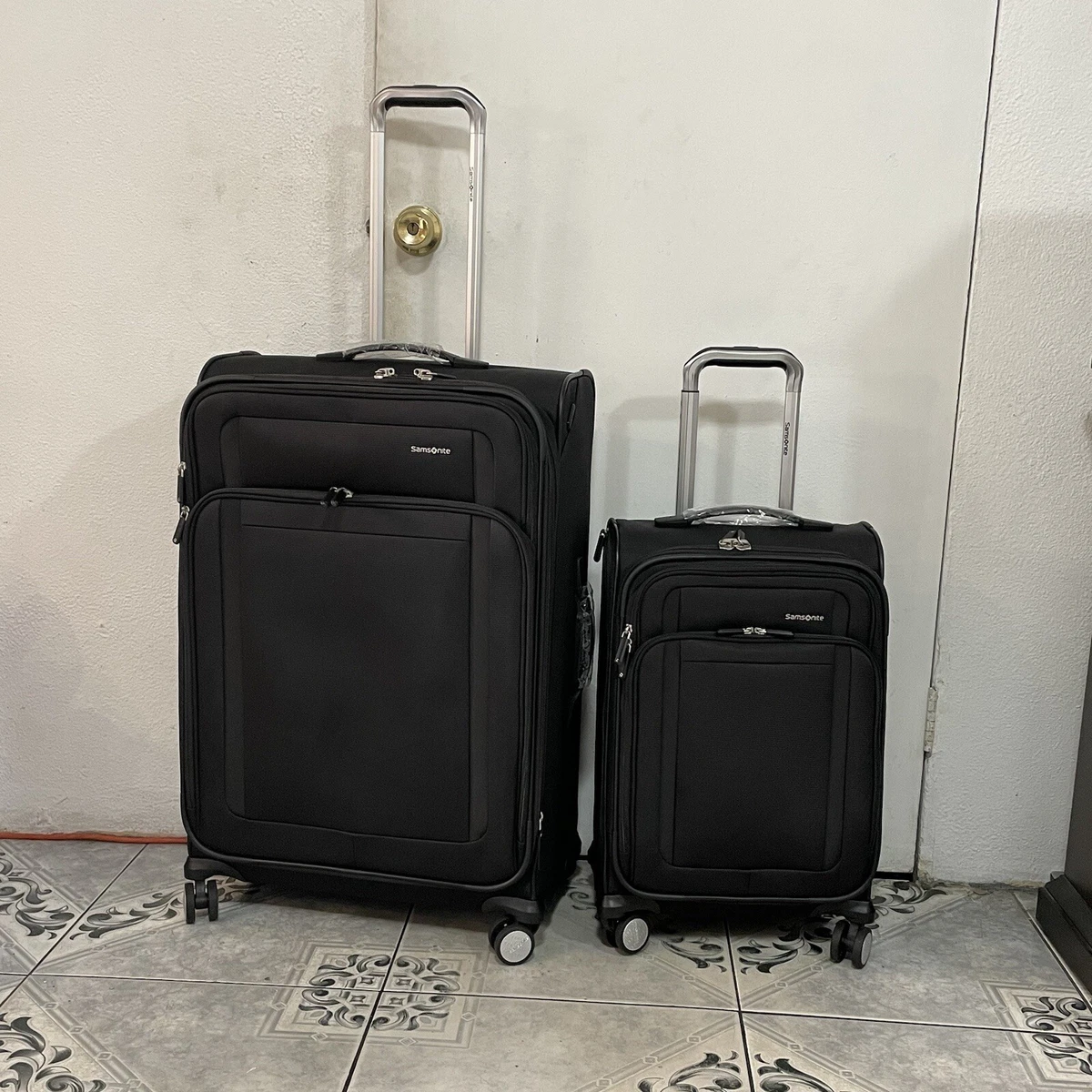 SamsoNite Renew Soft side Set 2 Luggage 27 and 22 colo black