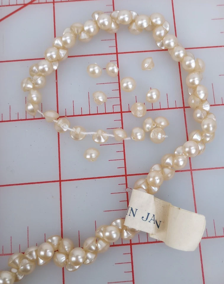 4,320 vintage 6mm tiny glass shank doll buttons ivory pearl Japan 1/4" beads - Image 3 of 4