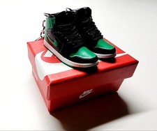 3D Mini Sneakers Shoe Keychains With Mini Shoe Box Great Gift For Your Loved One