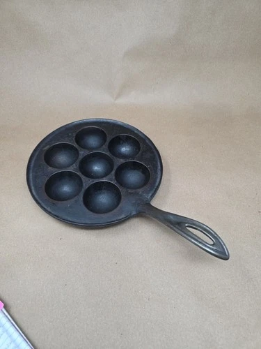 Wagner Ware 1312 Danish Cake Pan Aebleskiver Egg Poacher Cast Iron Pan 1920-40's