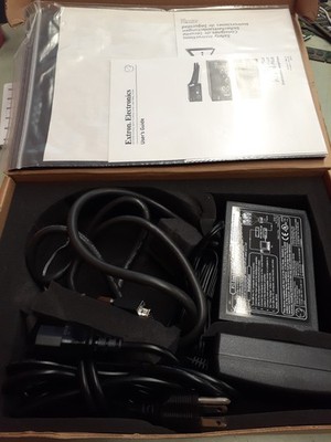 EXTRON 60-046-02 P/2 DA2 PLUS (WORLD) TWO OUTPUT VGA DISTRIBUTION AMPLIFIER USED