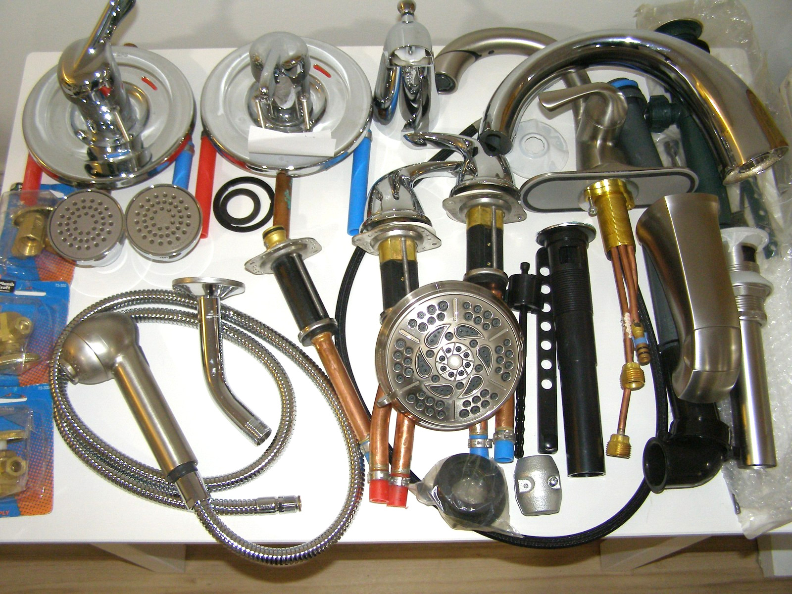 PLUMBING LOT HUGE VALUE!!!!!!!!!! SEE DESCRIPTION & PICTURES