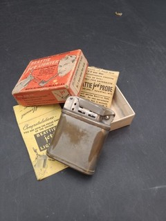 Vtg Beattie Jet Lighter Cigarette Lighter made in USA 1950's Does Not Spark.