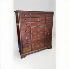 4 Piece Bedroom Set - Queen - Stanley - Circa 2000 - Cherry - Sleigh Bed - VG+