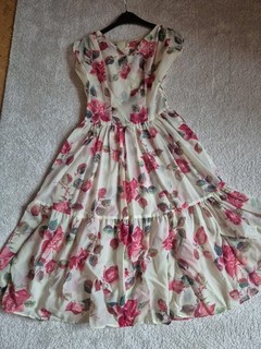 Rockabilly Kleid Ballonkleid weiß rosa Rosen Gr 40 Sommerkleid