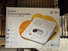 AT T 1740 Digital Answering System With Time and Day Stamp - White
