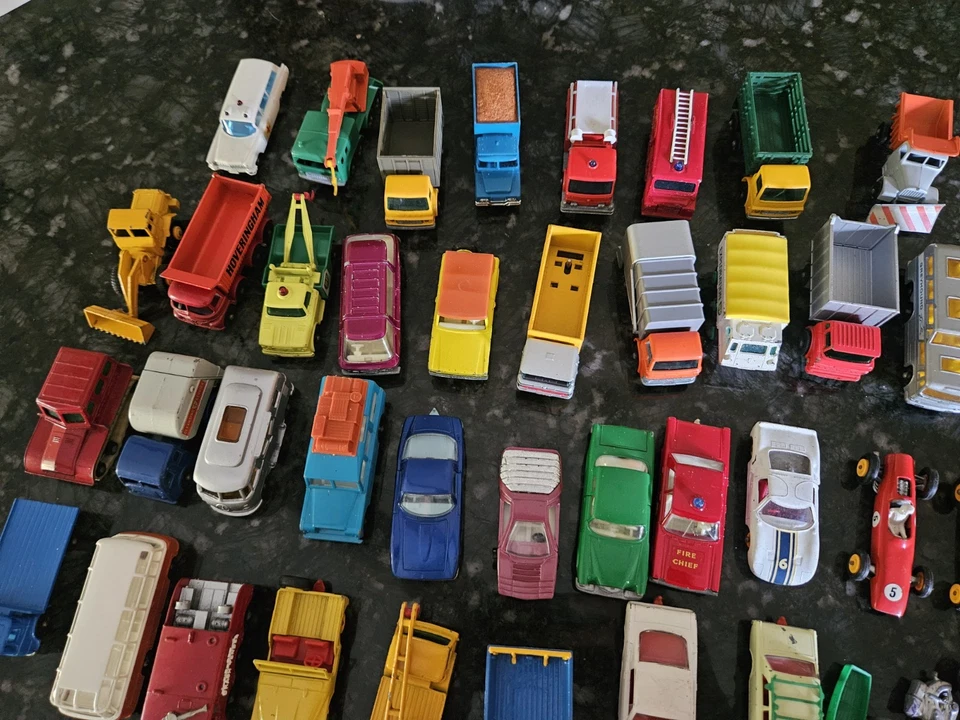 40 Vintage Matchbox Cars Lotus Mercedes Corsair W/Boat VW Farm BP Fire Chief - Image 3 of 4
