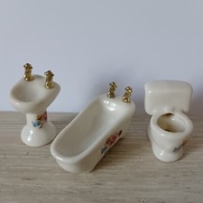 Ensemble salle de bain Maison de poupées en porcelaine motif floral échelle 1/12