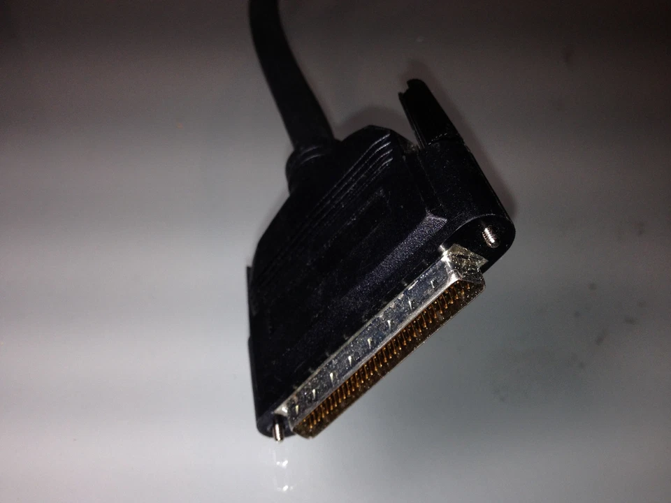 HD68 to UHD68 Shielded SCSI Data Cable - Image 4 of 4