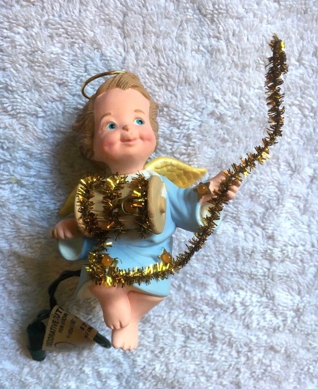 Hallmark Keepsake Ornament-"Sparkling Angel" 1991--Garland Lights Blink--Box