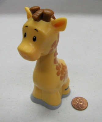 Fisher Price Little People Giraffe Wild Animal Ark Safari Share & Care Zoo