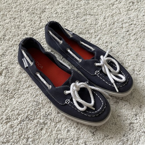Nautica Boat Shoes (Women US 6.5) Navy 