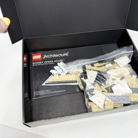 LEGO ARCHITECTURE: Sydney Opera House (21012) Complete In Box