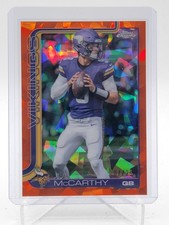 J.J. MCCARTHY 2025 TOPPS CHROME SAPPHIRE ORANGE /25 #199 Q5692