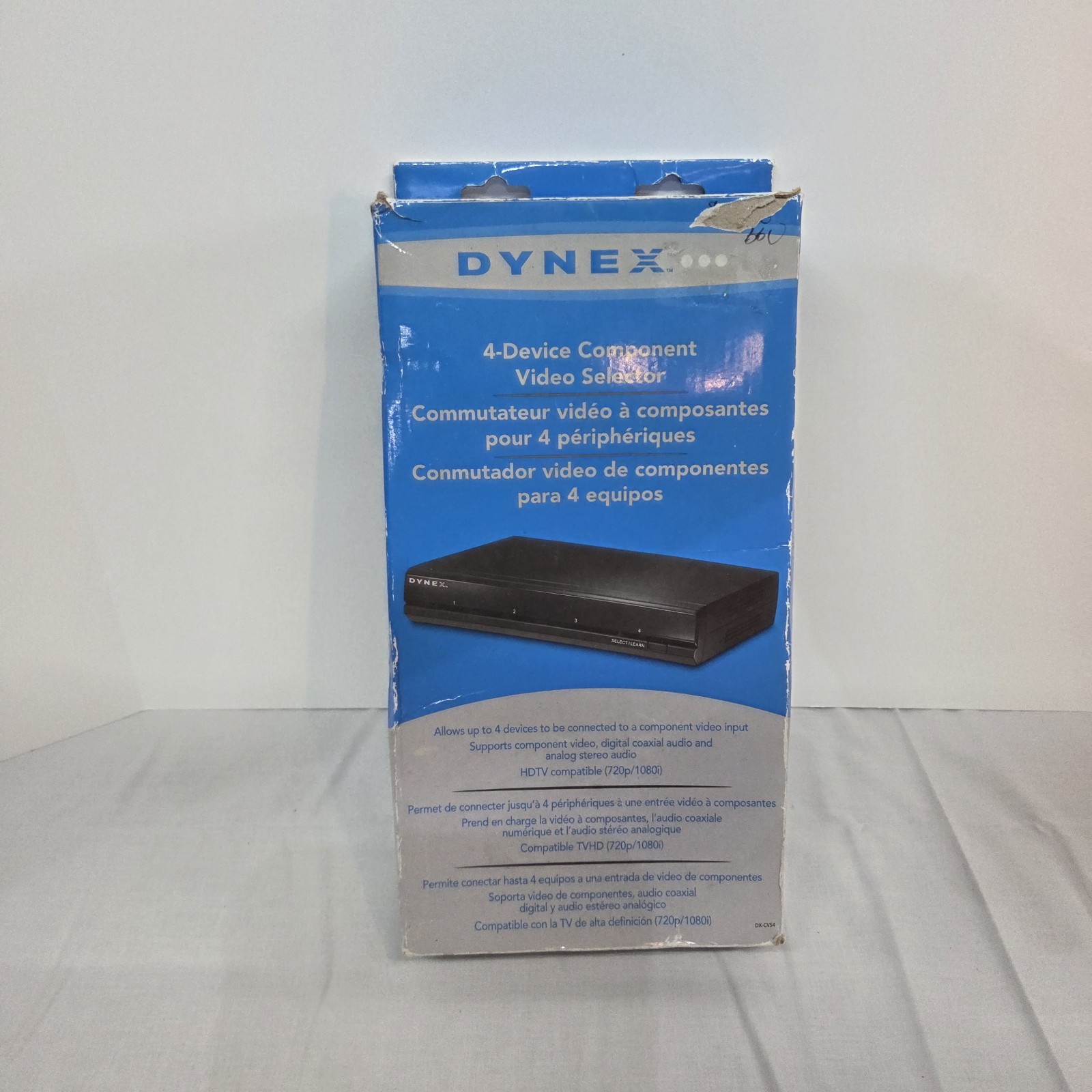Dynex DX-CVS4 4-Device Component Video Selector/Open Box New