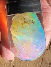 kinder valley opal folding stand