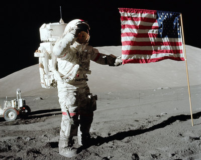 APOLLO 17 GENE CERNAN FLAG SALUTE ON MOON 11x14 GLOSSY PHOTO PRINT