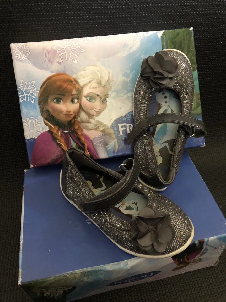 Talla 6.5 Niñas Pequeñas Disney PLATA CONGELADA BRILLO Mary Jane Tenis Deportivos Zapatos Foto 2 de 4