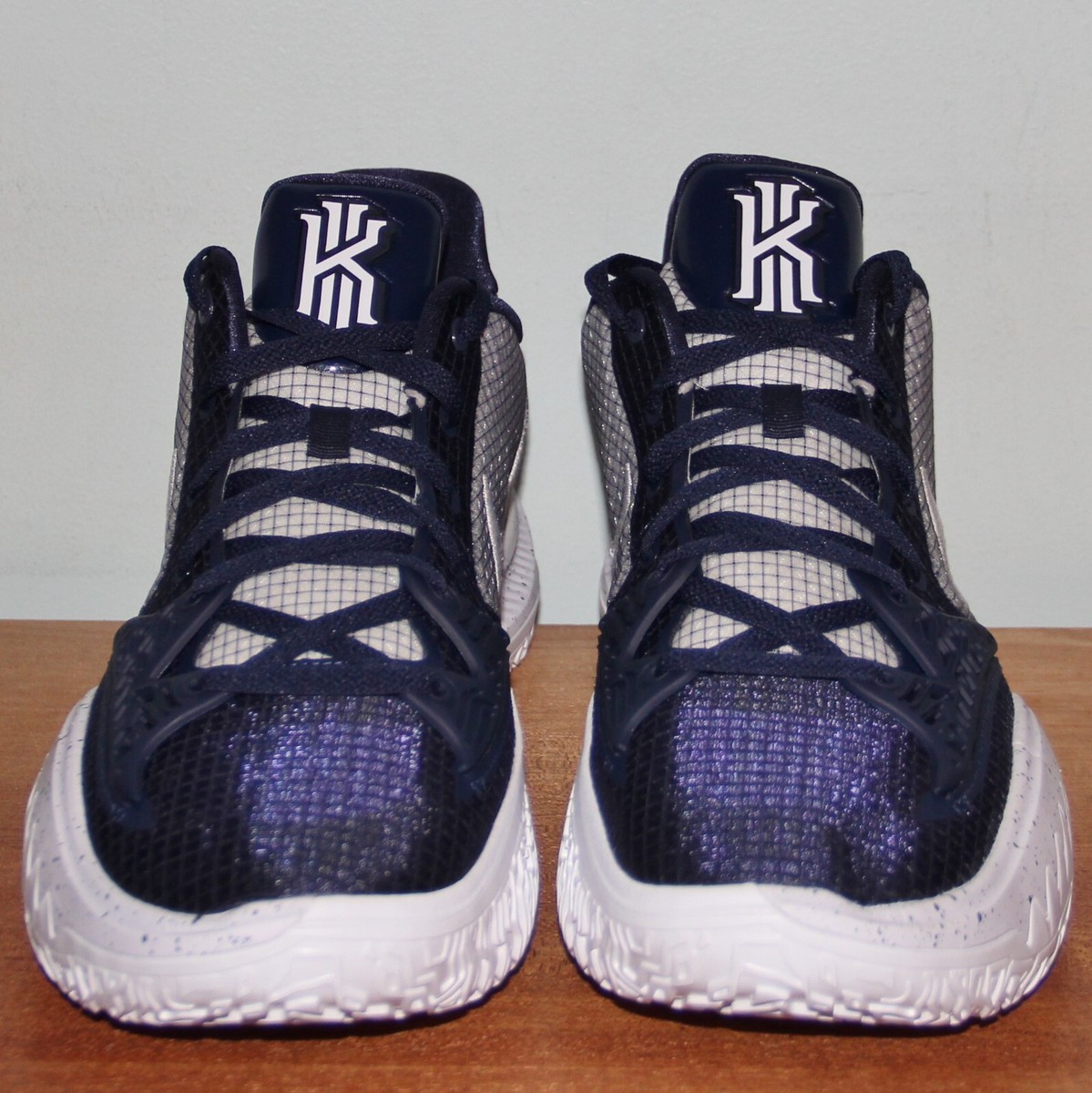 Nike Kyrie Low 4 TB Basketball Shoes Mens 15 DM5041-402  display picture 1