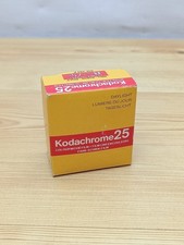 Vintage Kodak Kodachrome 25 Moviefilm 8mm x 7,5m - Sealed / Expired