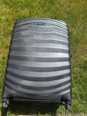 Samsonite Black Label Lite Shock 20  Hardside Spinner Luggage