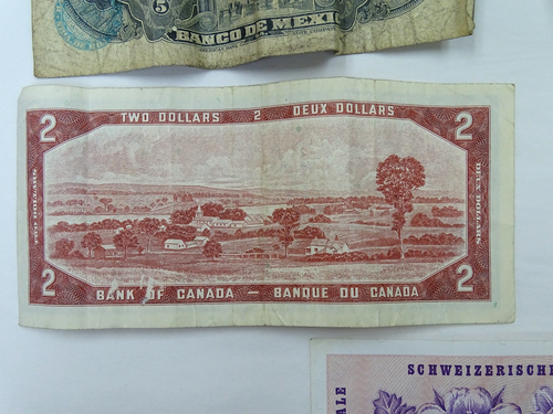 Lot of 8 Foreign Banknotes World Currency Various Countries - Picture 17 of 21