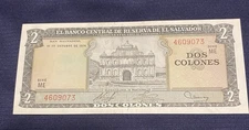 El Salvador 2 Cólones 1974