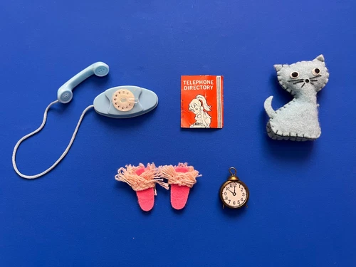 VINTAGE BARBIE SKIPPER DREAMTIME ACCESSORIES #1909 (1964)