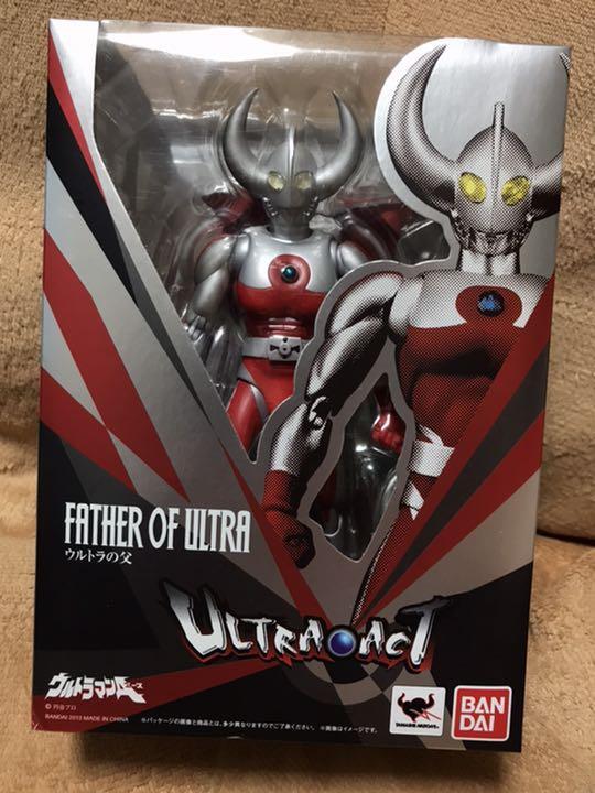 ULTRA ACT ウルトラの父 Amazon.com: TAMASHII NATIONS Bandai Ultra-Act Father of