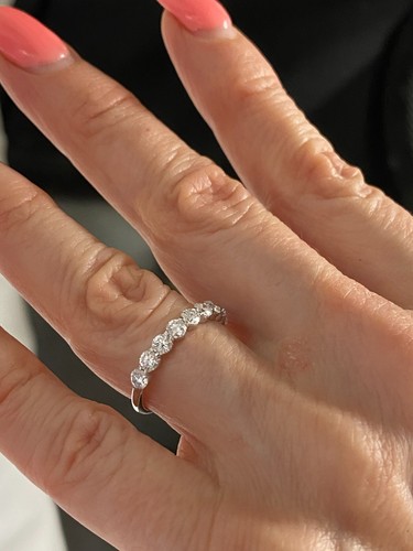 Bague anniversaire en diamant cultivé en laboratoire 1 carat 9 pierres or 14 carats - Photo 8 sur 34