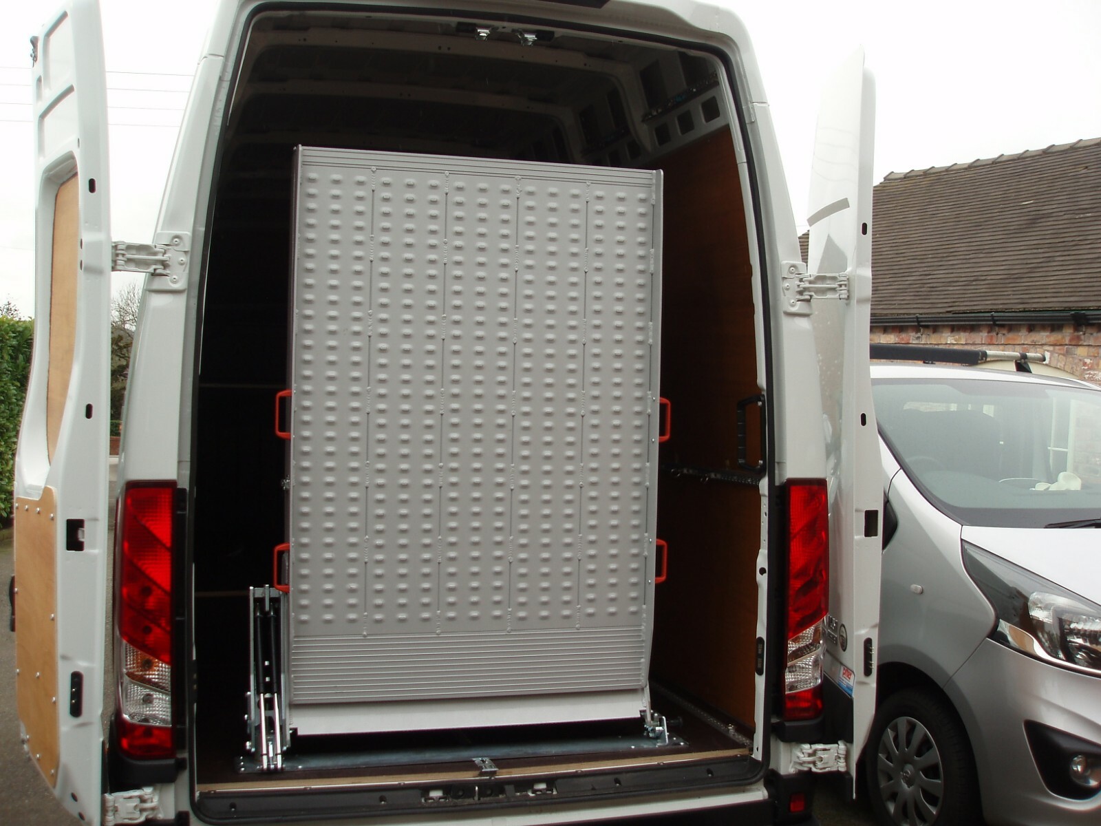 3m x 1000mm x 1000kg Swivel Van Ramp, Fixed Van Loading Ramp | eBay UK
