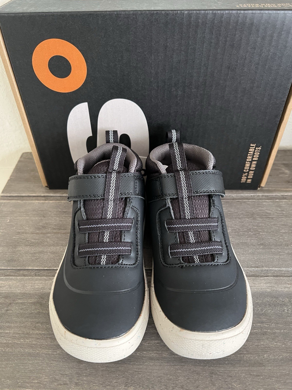 Kids Bogs Skyline Mid Size 11 US; 10 UK - NIB