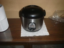 Bene Casa Rice Cooker & Steamer / Arrocera y Vapor (10 cup)