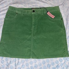 Vineyard Vines Women's Green Corduroy Mini Skirt Size 8 Preppy