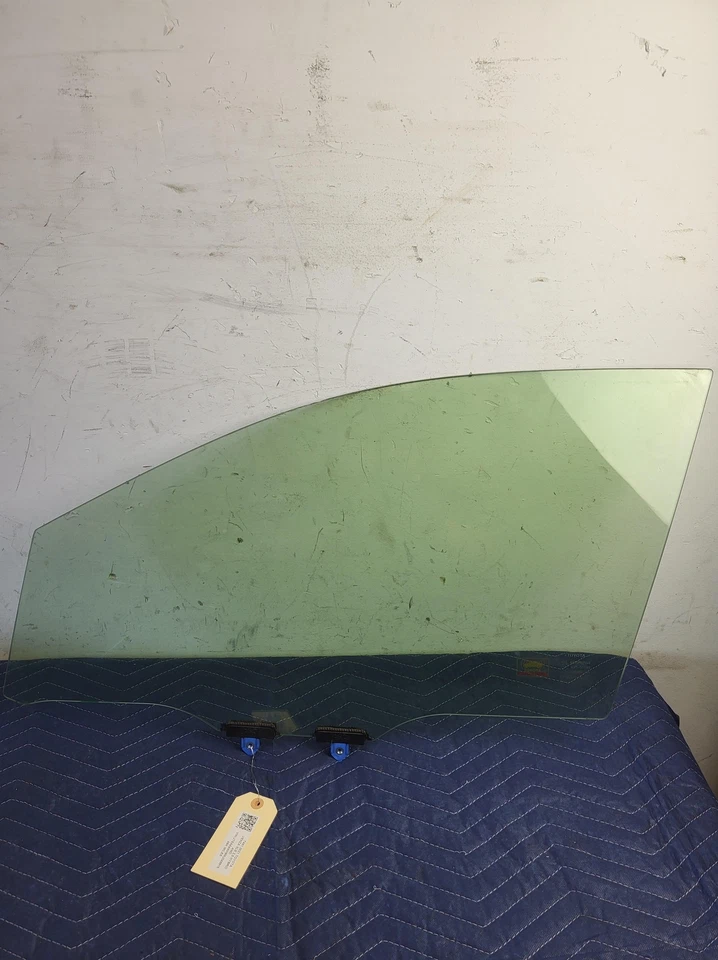 Toyota Venza 2021 puerta delantera izquierda conductor ventana cristal 2022 usado OEM Foto 2 de 4