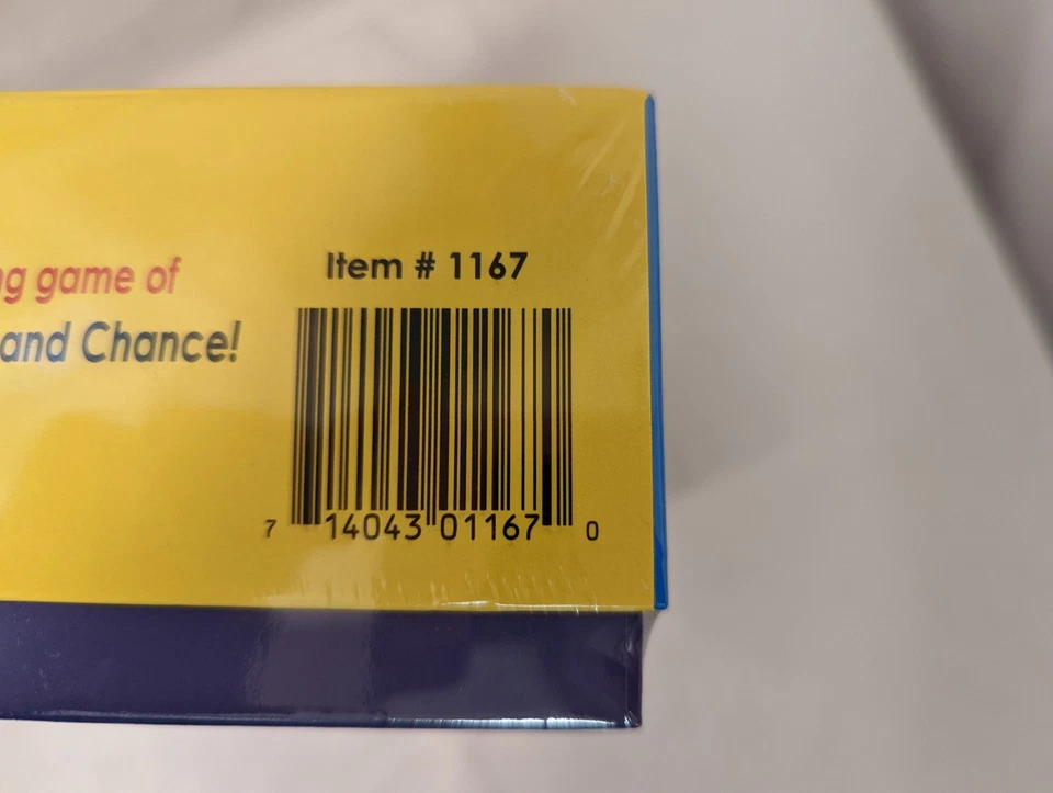 New in box Classic YAHTZEE Exciting Game MULTIPLAYER 2013 Hazbro Games DICE - Image 3 of 4